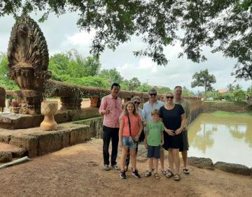 Phnom Penh to Siem Reap Road Sightseeing